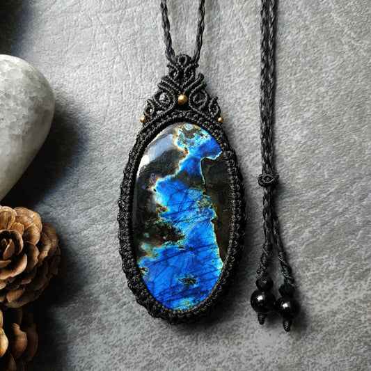Labradorite Macrame Necklace