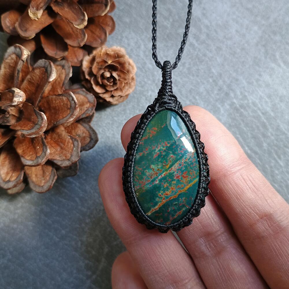 Bloodstone Macrame Necklace | Pendant size approx 5.3 cm