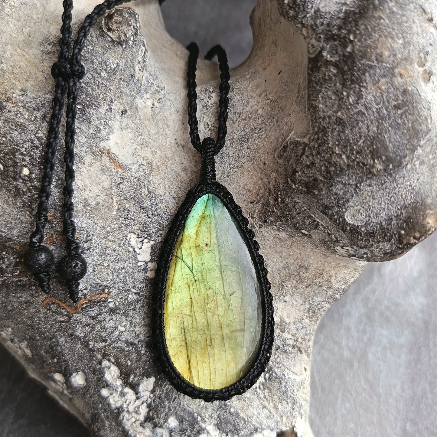 Labradorite Macrame Necklace | Pendant size approx 6.5 cm - Clearance