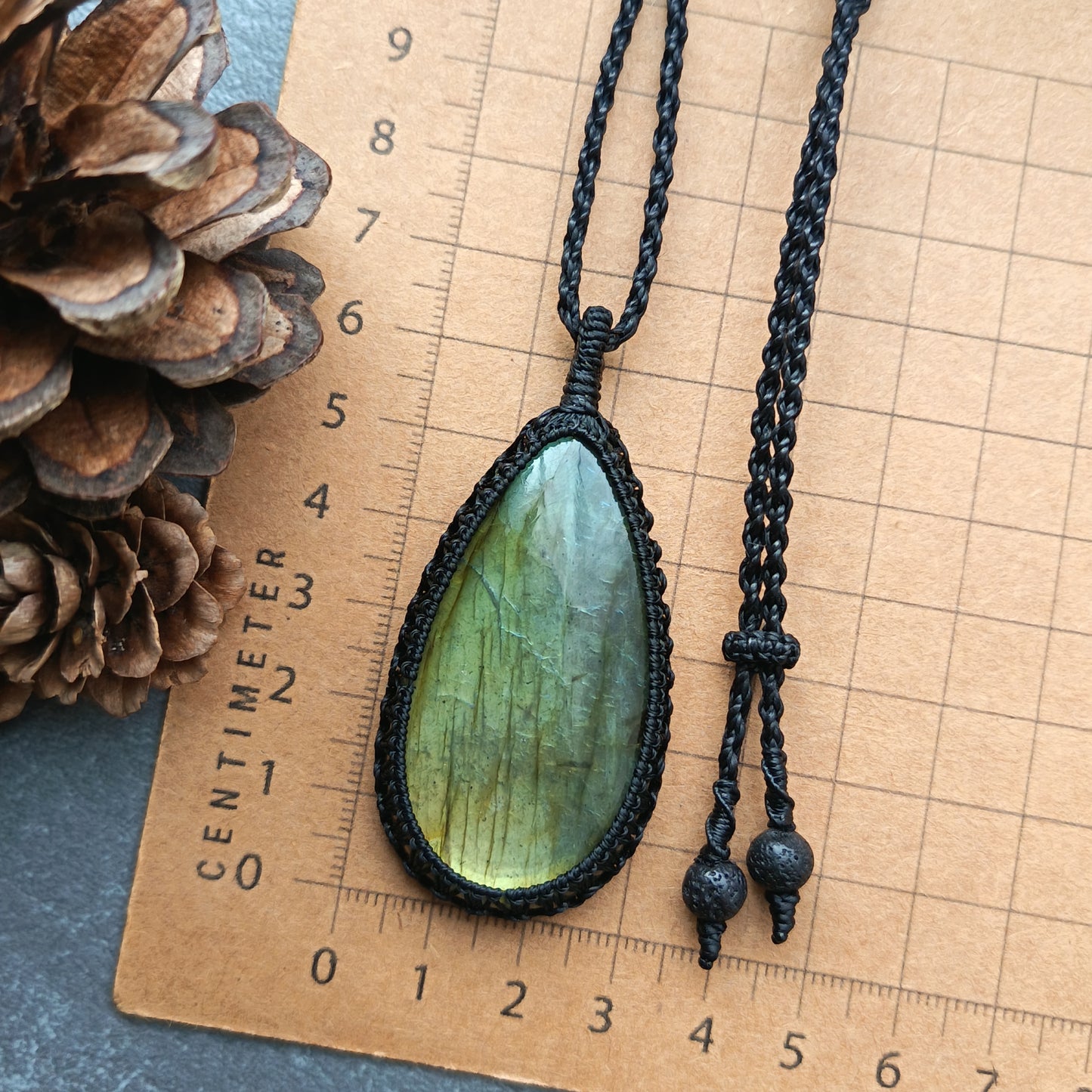 Labradorite Macrame Necklace | Pendant size approx 6.5 cm - Clearance