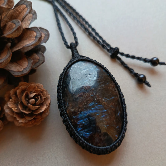 Arfvedsonite Macrame Necklace | Pendant size approx 7 cm