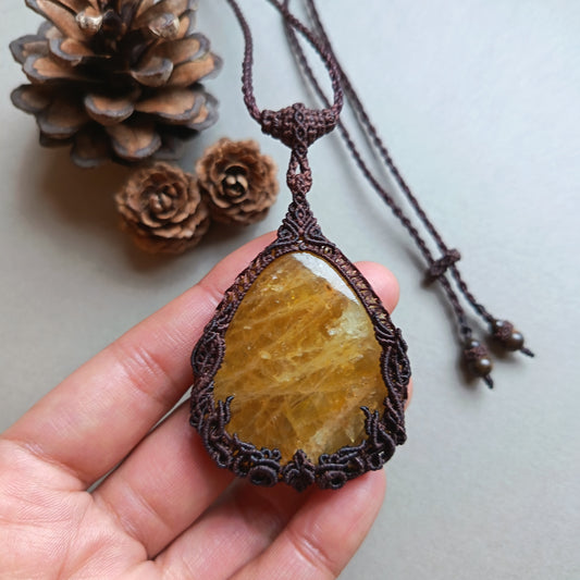 Yellow Beryl (Golden Beryl / Heliodor) Macrame Necklace | Freehand Design | Pendant size approx 6.4 cm