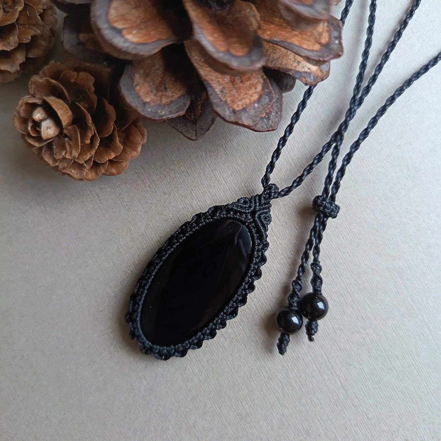 Black Onyx Macrame Necklace | Pendant size approx 4.1 cm