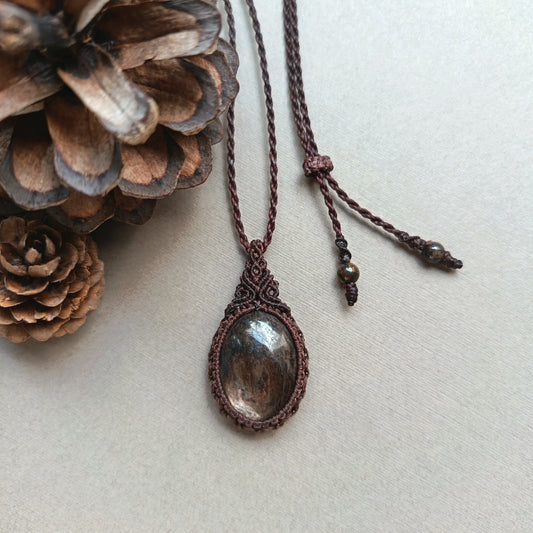 Brown Sapphire Macrame Necklace | Pendant size approx 4 cm