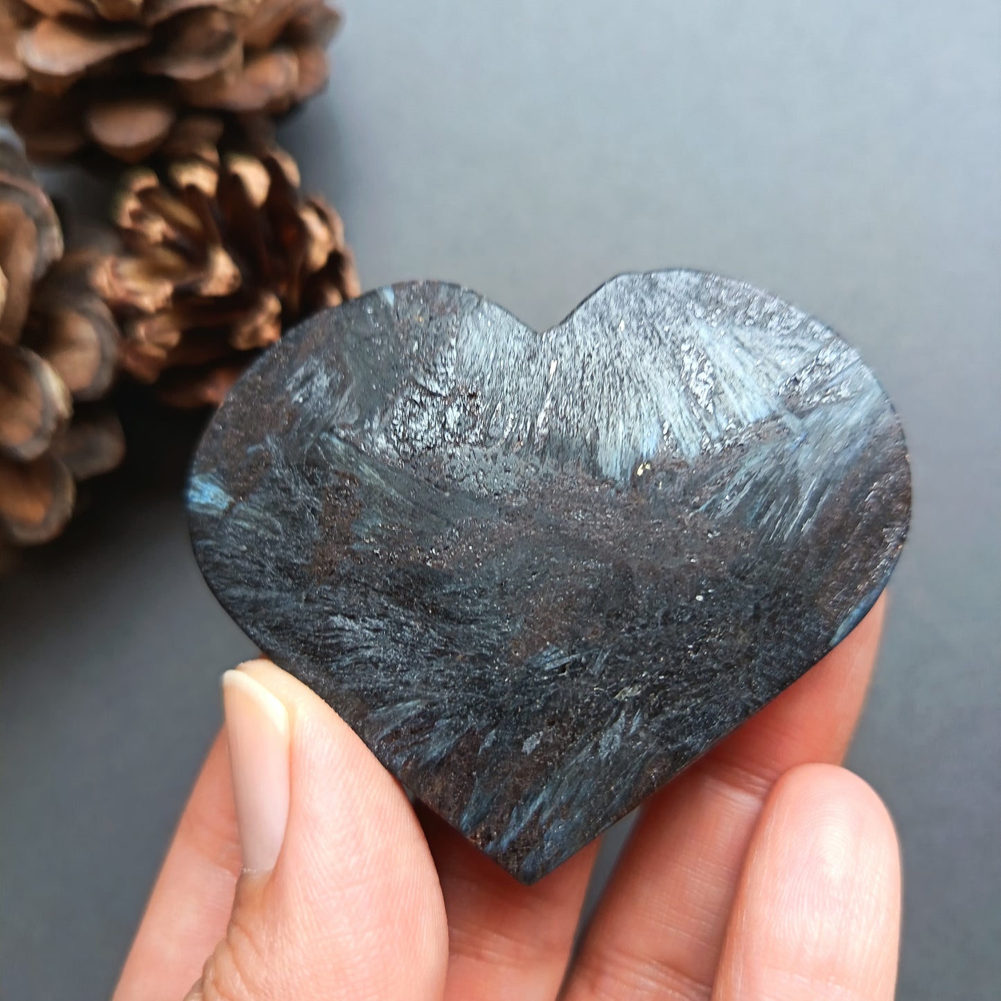 Arfvedsonite (Dull polished), Heart Shape, Palm Stone, 49x60x13mm, 65.1g [PALM-U01]