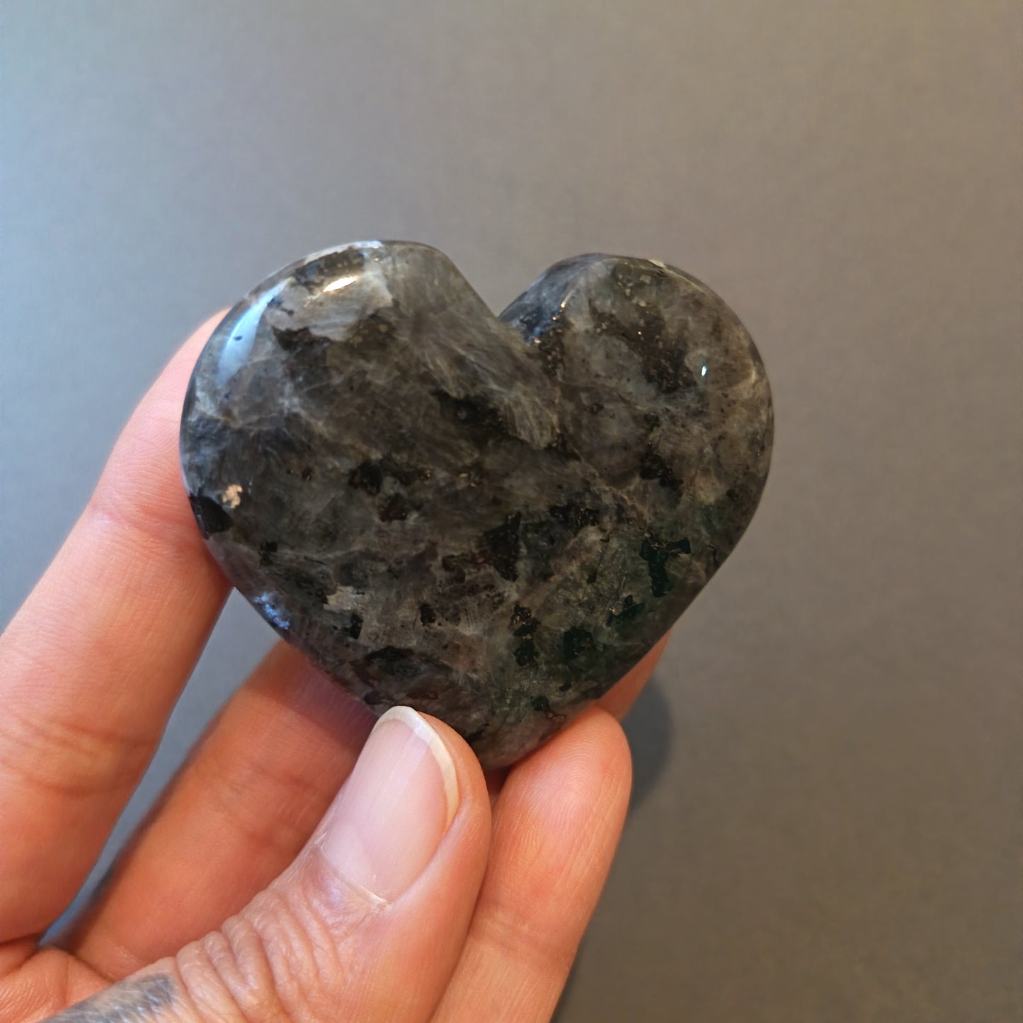 Larvikite, Palm Stone, Heart shape, 52x57x16mm, 73.2g [PALM-Y06]