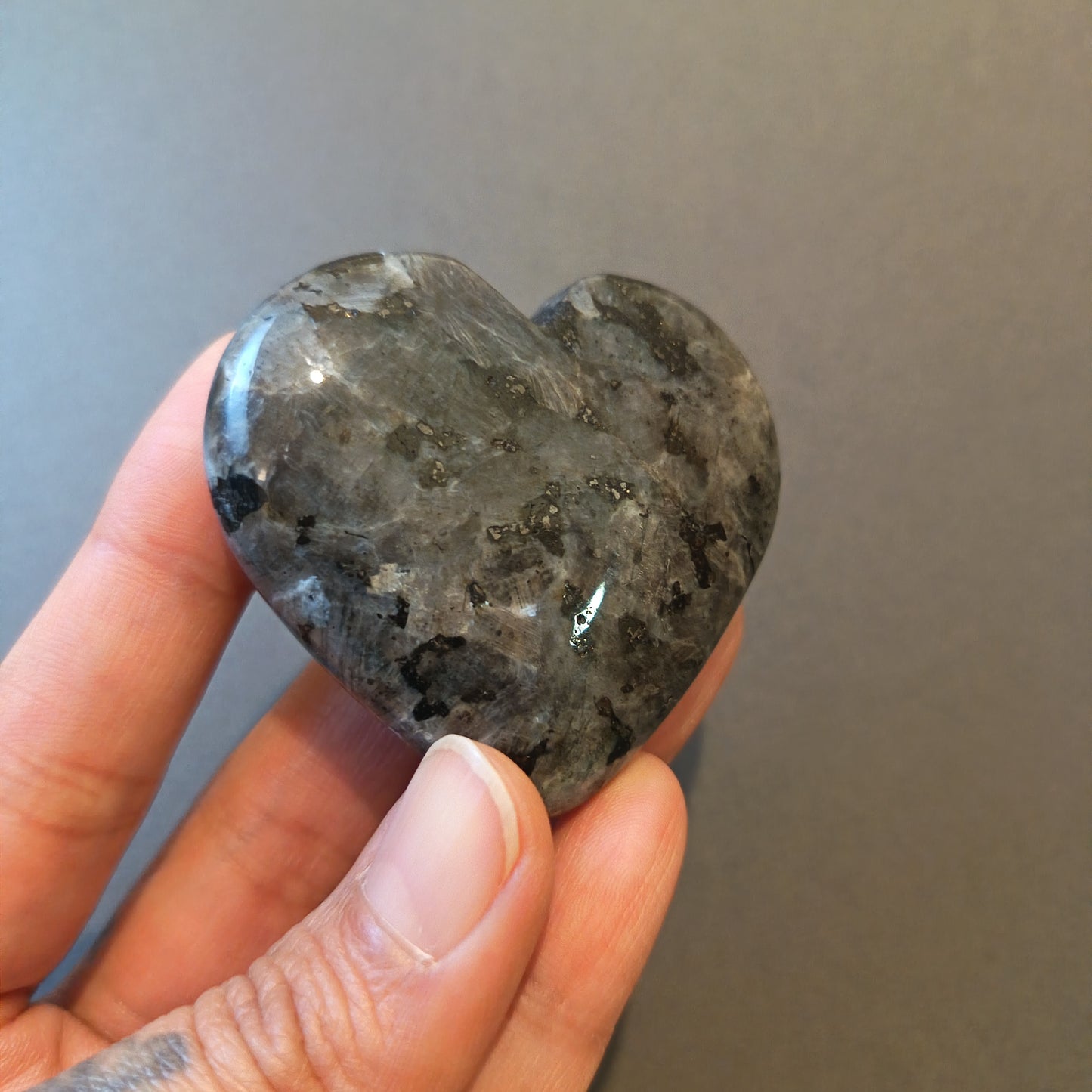 Larvikite, Palm Stone, Heart shape, 52x57x16mm, 73.2g [PALM-Y06]