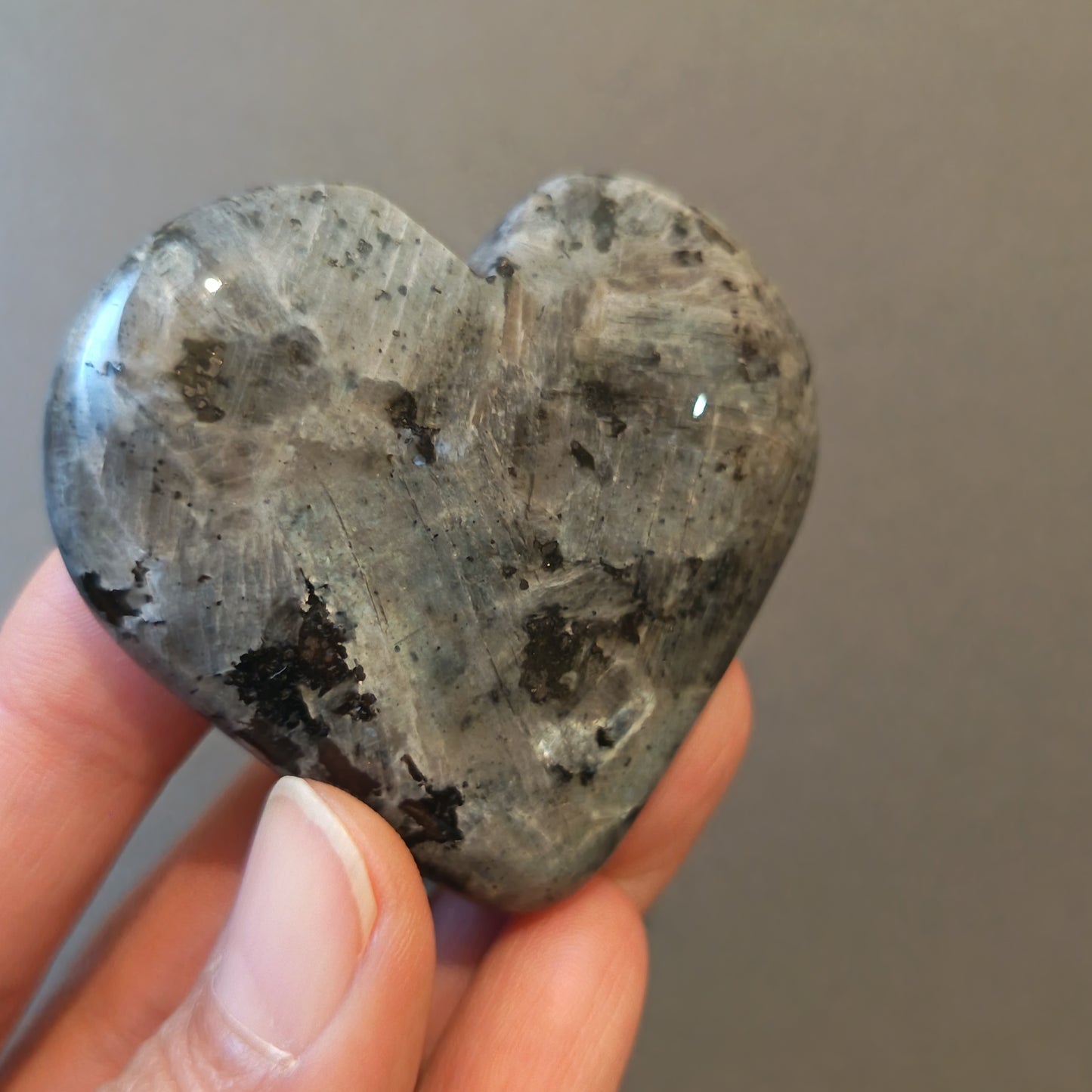 Larvikite, Heart shape, Palm Stone, 52x57x12mm, 55.6g [PALM-Y07]