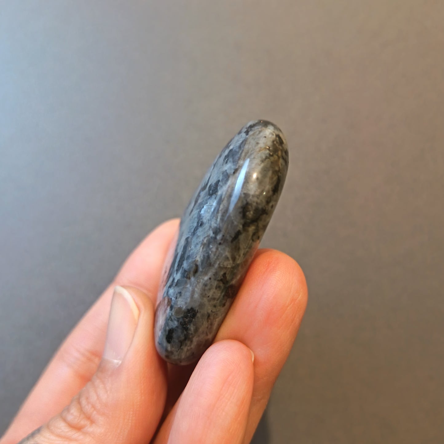 Larvikite, Palm Stone, Heart shape, 51x57x14mm, 64.3g [PALM-Y08]