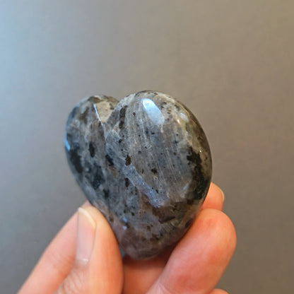 Larvikite, Palm Stone, Heart shape, 51x57x14mm, 64.3g [PALM-Y08]
