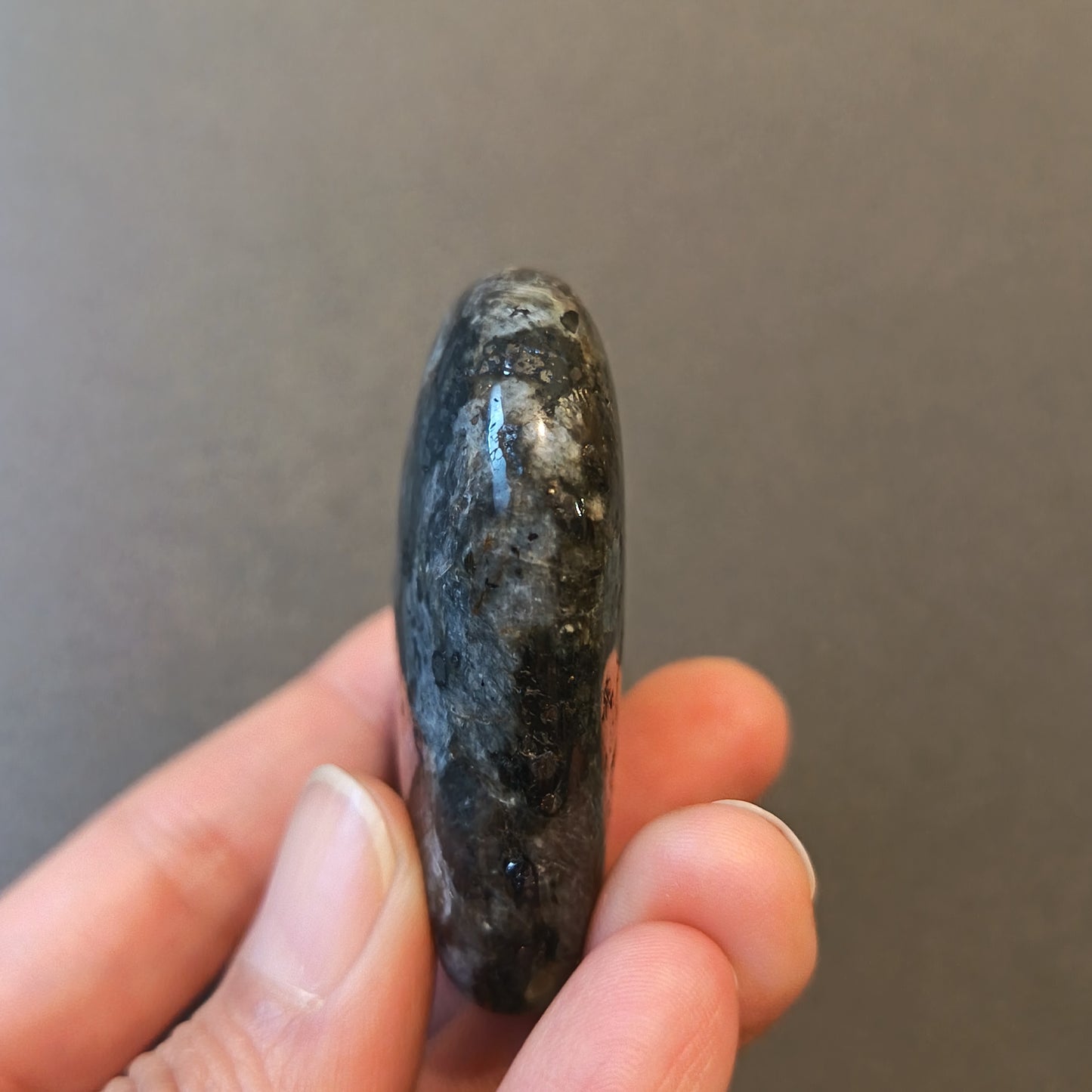 Larvikite, Palm Stone, Heart shape, 53x58x18mm, 81.1g [PALM-Y09]