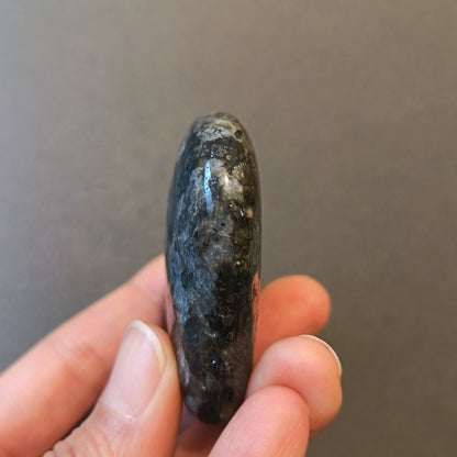 Larvikite, Palm Stone, Heart shape, 53x58x18mm, 81.1g [PALM-Y09]