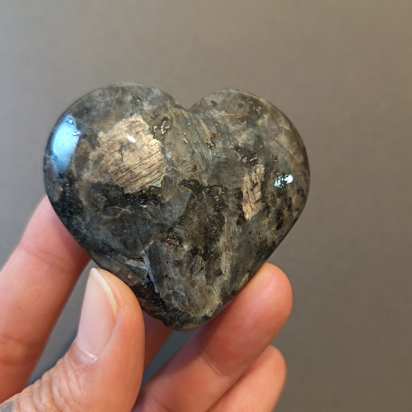 Larvikite, Palm Stone, Heart shape, 53x58x15mm, 65.5g [PALM-Y10]
