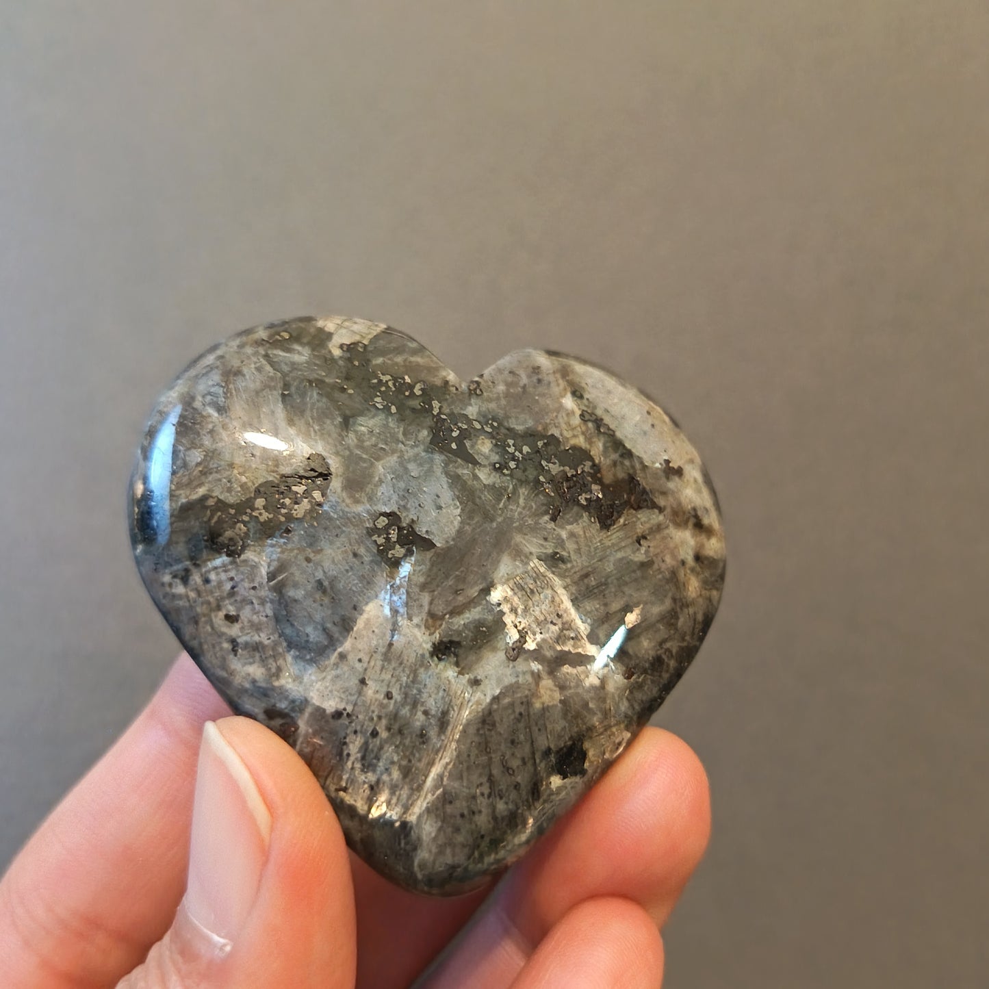 Larvikite, Palm Stone, Heart shape, 53x58x15mm, 65.5g [PALM-Y10]