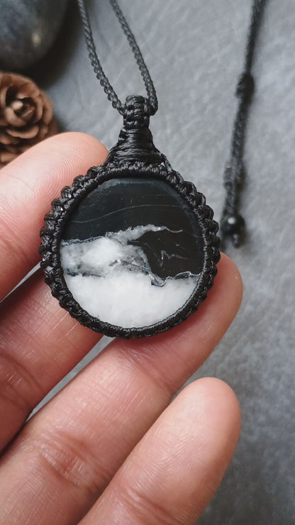 White Buffalo Macrame Necklace | Pendant size approx 4.1 cm