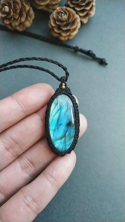 Labradorite Macrame Necklace  | Pendant size approx 4.8 cm
