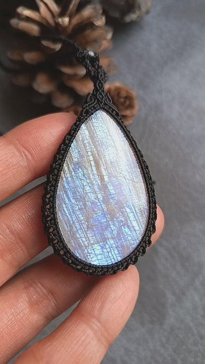 Moonstone Macrame Necklace | Pendant size approx 6.2 cm