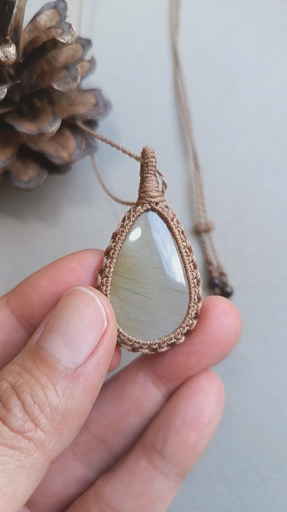 Golden Rutile Quartz Macrame Necklace | Pendant size 4.8 cm