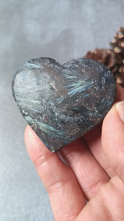Arfvedsonite (Matte polished), Heart Shape, Palm Stone, 50x55x18mm, 89.2g [PALM-103]