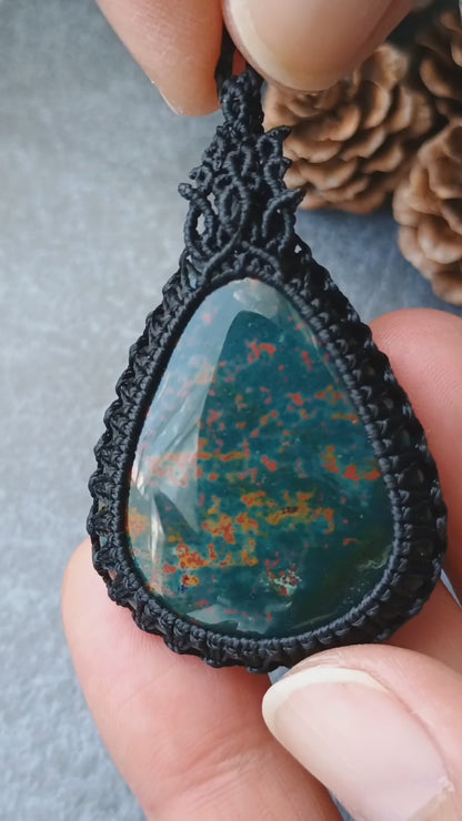 Bloodstone Macrame Necklace | Pendant size approx 5.2 cm