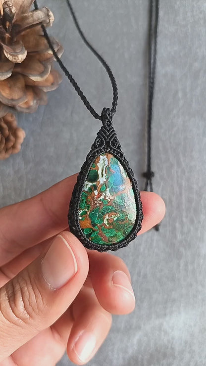 Malachite Chrysocolla Macrame Necklace | Pendant size approx 4.7 cm