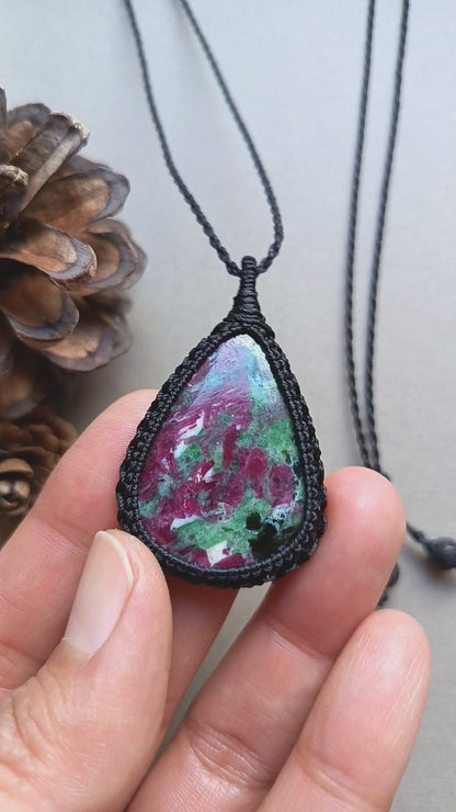Ruby Zoisite Macrame Necklace | Pendant size 4.9 cm