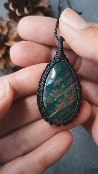 Bloodstone Macrame Necklace | Pendant size approx 5.3 cm