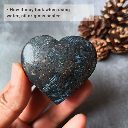 Arfvedsonite (Matte polished), Heart Shape, Palm Stone, 50x55x18mm, 84.7g [PALM-102]