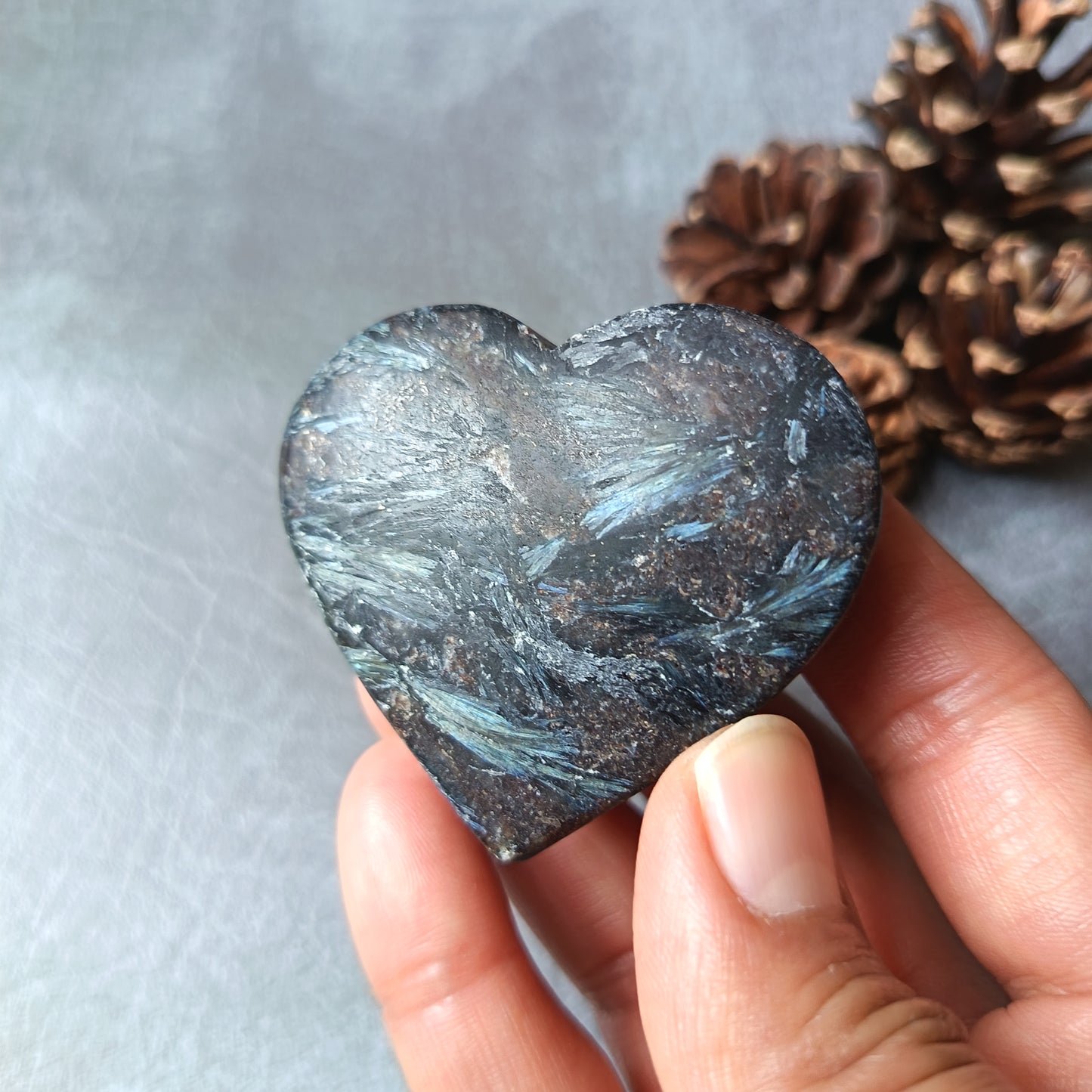 Arfvedsonite (Matte polished), Heart Shape, Palm Stone, 50x55x18mm, 89.2g [PALM-103]