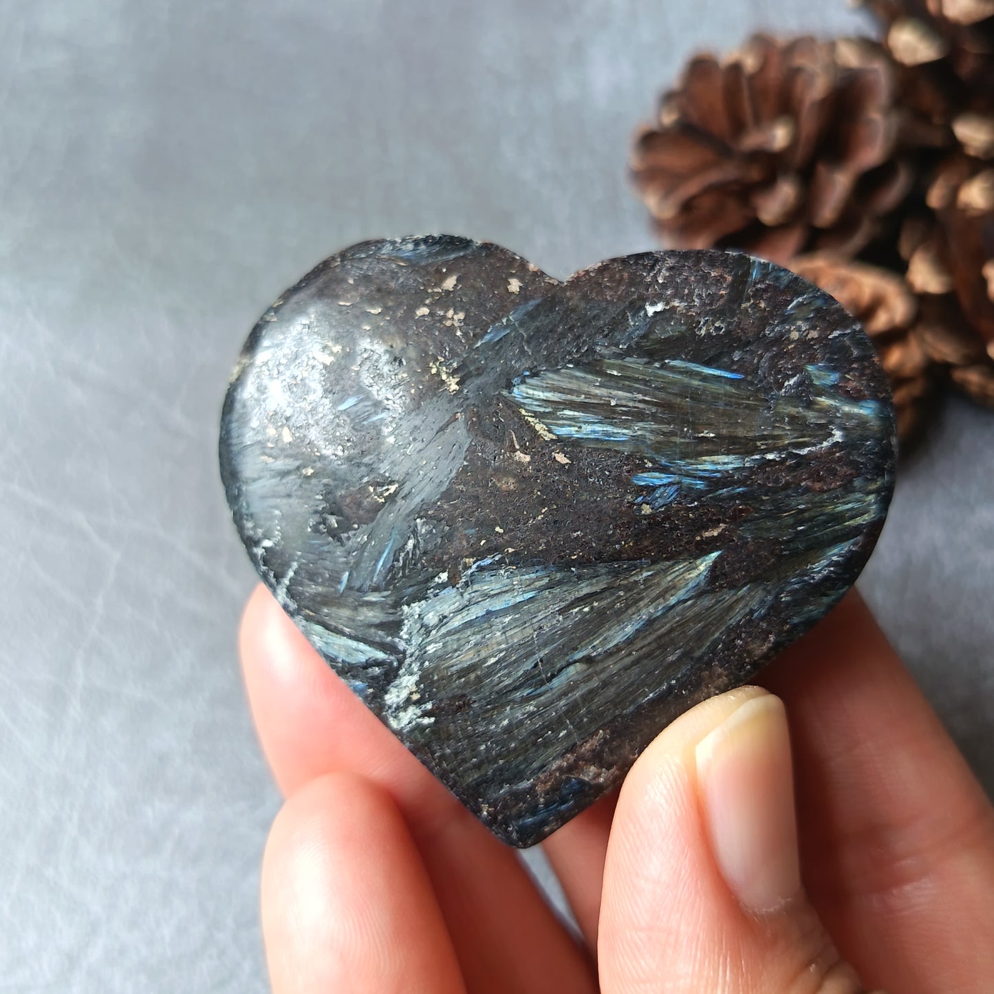 Arfvedsonite (Matte polished), Heart Shape, Palm Stone, 51x56x18mm, 88.6g [PALM-104]