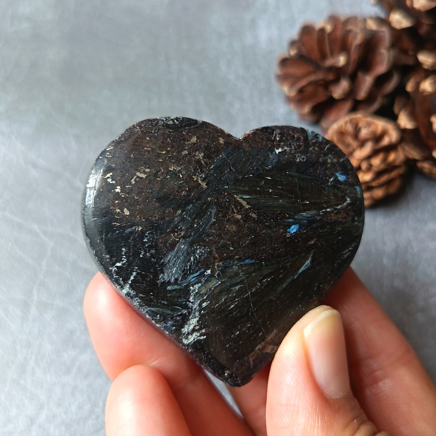 Arfvedsonite (Matte polished), Heart Shape, Palm Stone, 51x56x18mm, 88.6g [PALM-104]