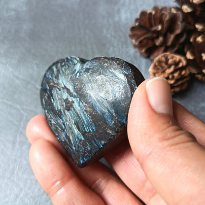 Arfvedsonite (Matte polished), Heart Shape, Palm Stone, 51x55x18mm, 89.2g [PALM-105]