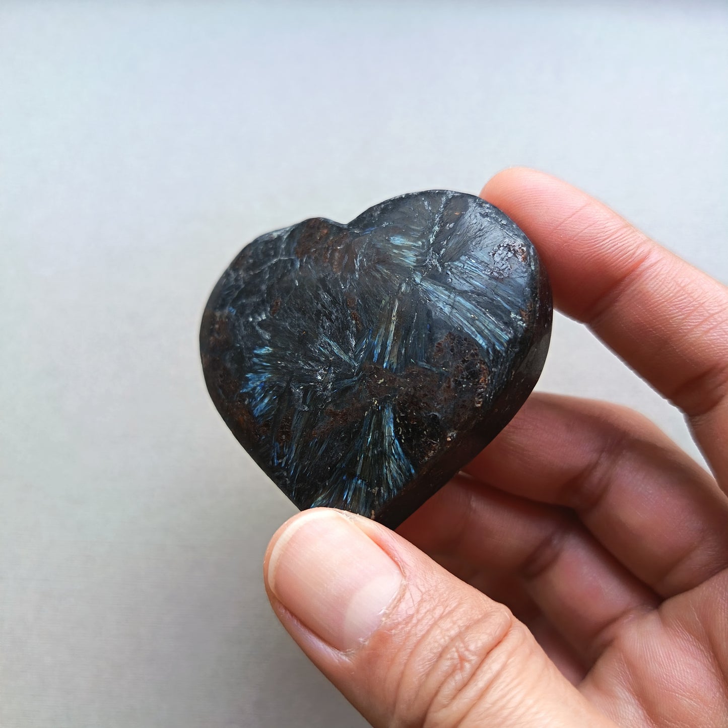 Arfvedsonite (Matte polished), Heart Shape, Palm Stone, 52x56x19mm, 102.8g [PALM-114]