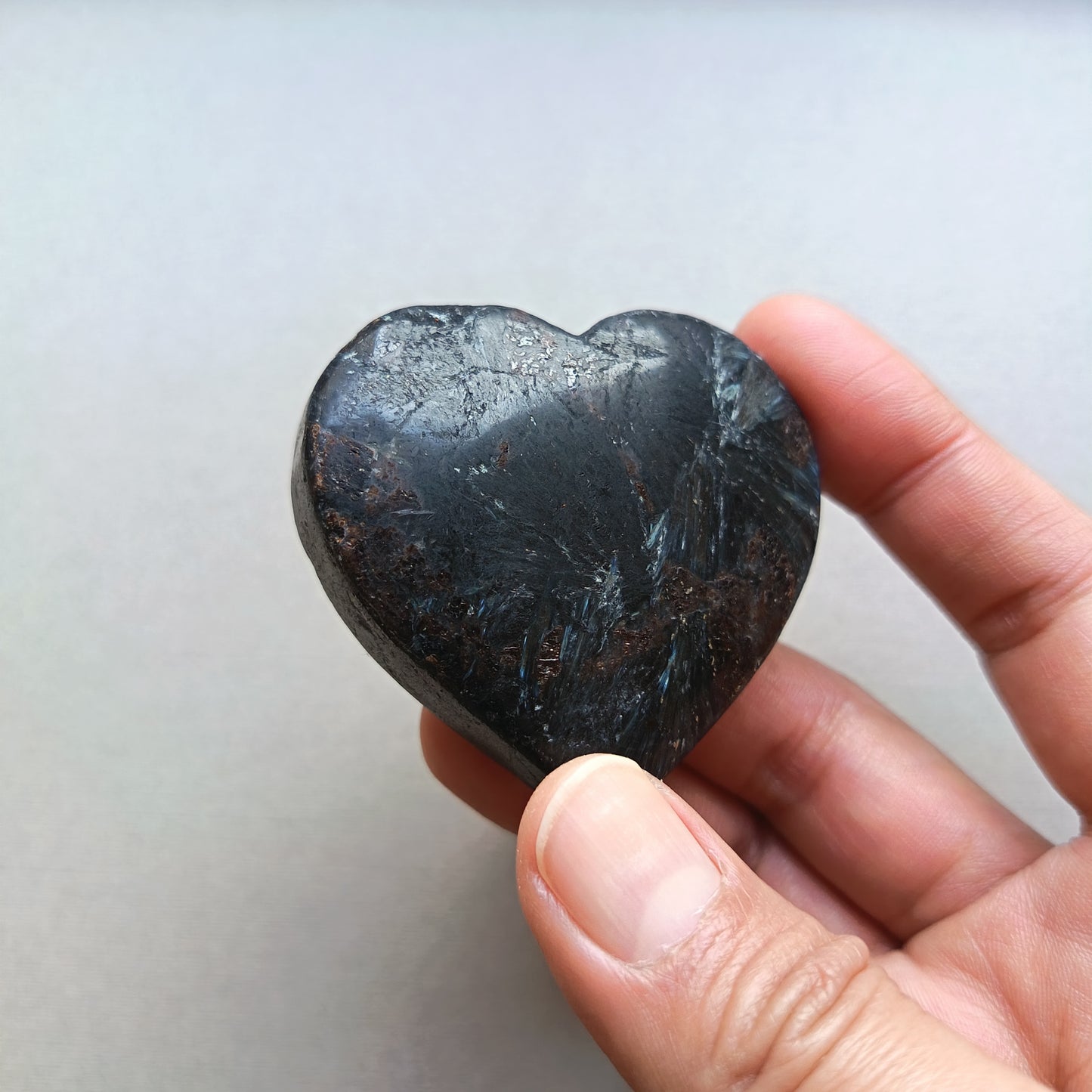 Arfvedsonite (Matte polished), Heart Shape, Palm Stone, 52x56x19mm, 102.8g [PALM-114]