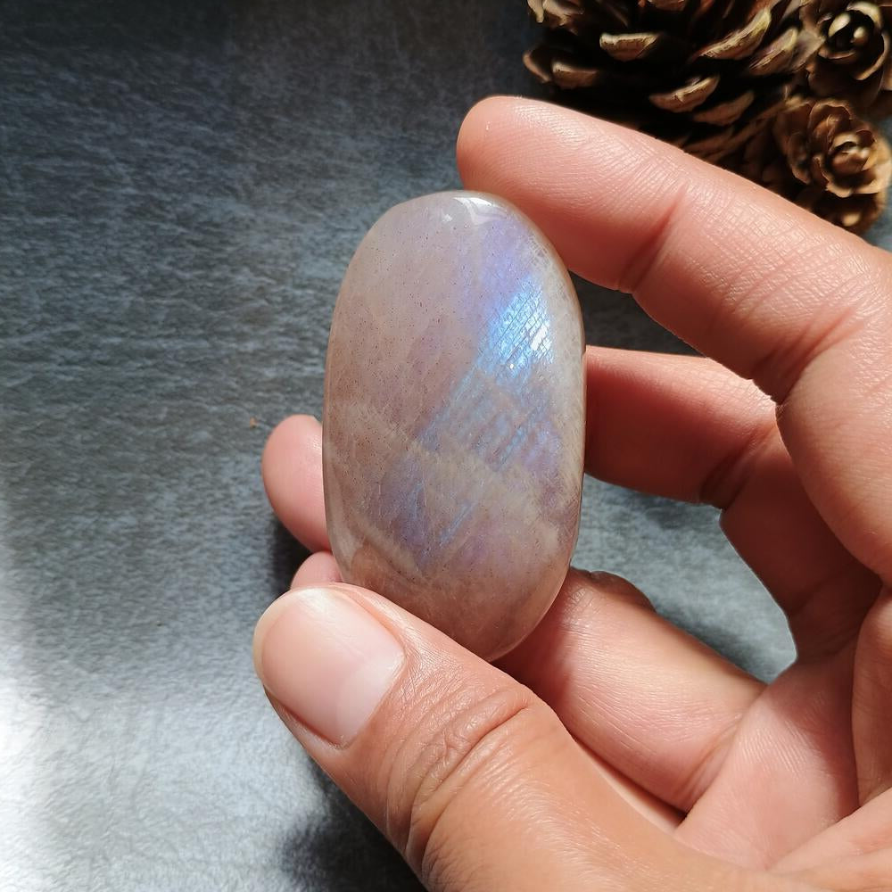 Moonstone Palm Stone, 56x30x20mm, 52.2g [PALM-D01]