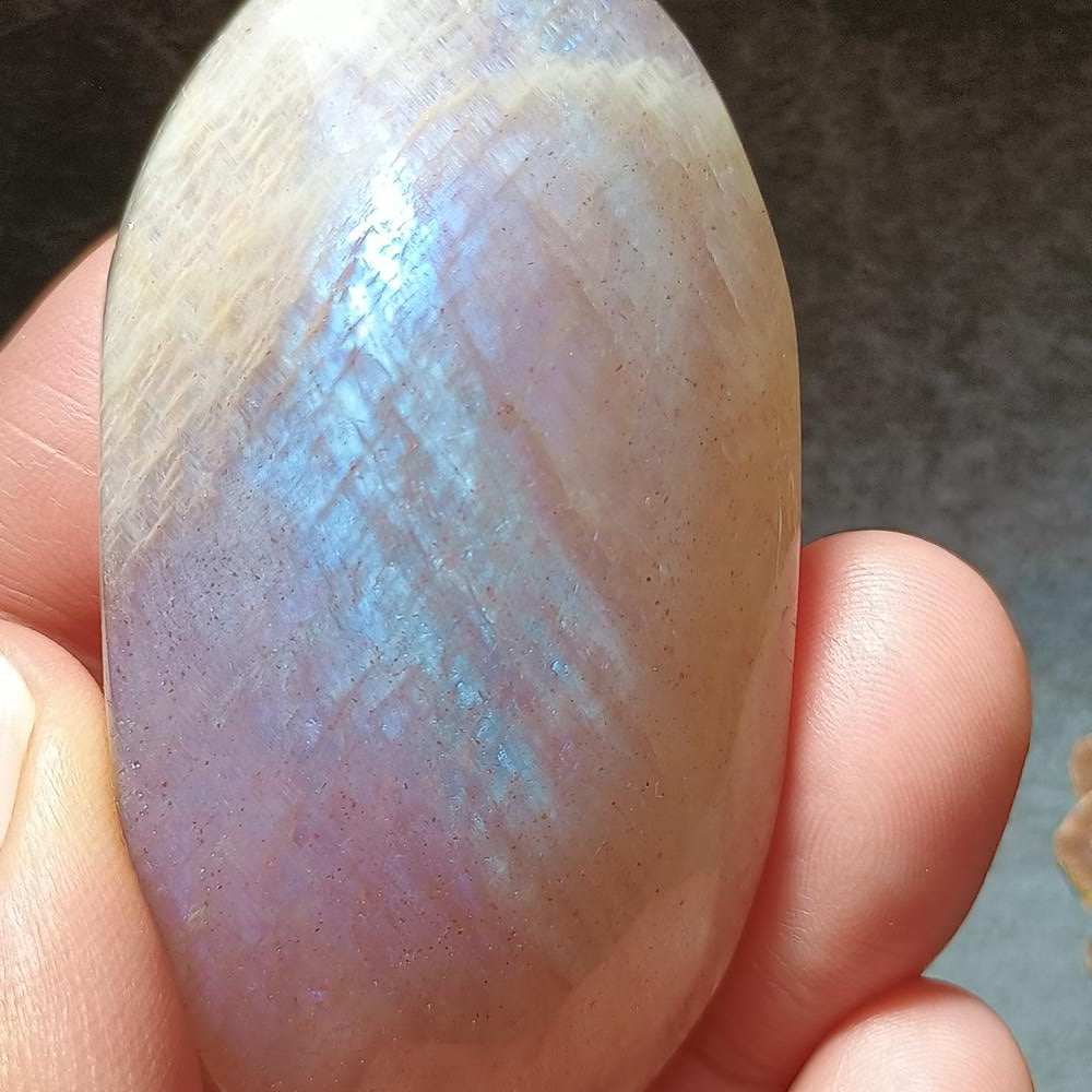 Moonstone Palm Stone, 56x30x20mm, 52.2g [PALM-D01]