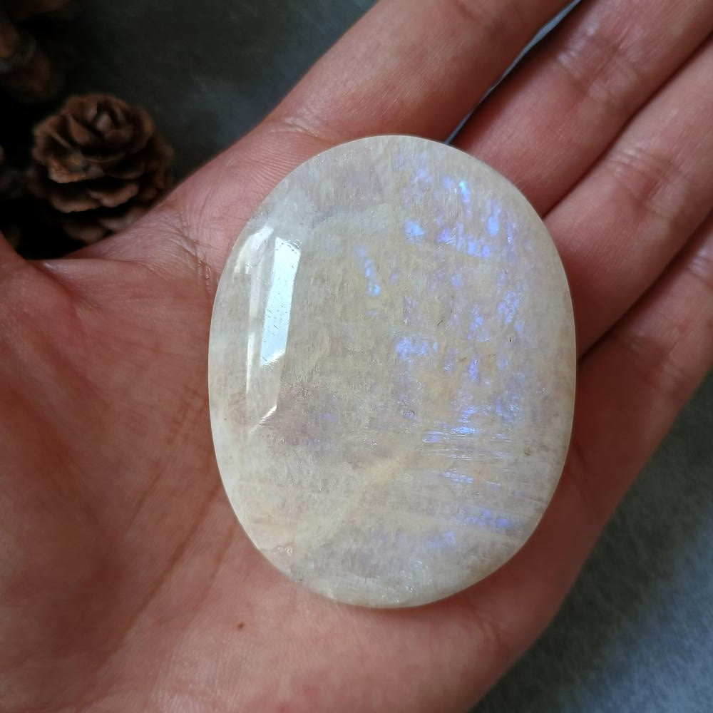 Moonstone Palm Stone, 58x45x19mm, 78.9g [PALM-D04]