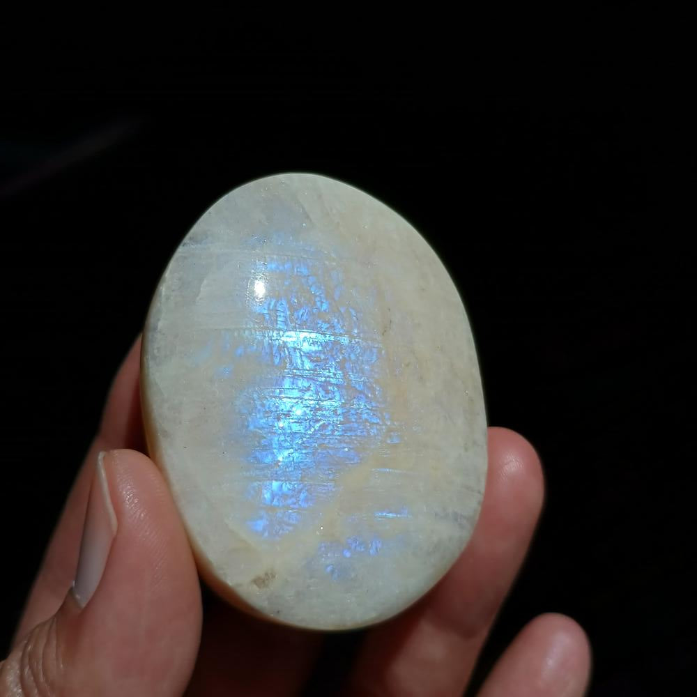 Moonstone Palm Stone, 58x45x19mm, 78.9g [PALM-D04]