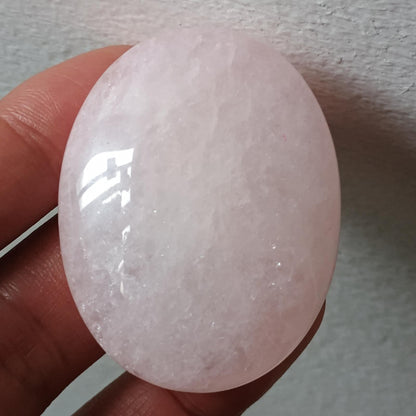 Rose Quartz Palm Stone, 46x35x16mm, 38.4g  [PALM-L01-S]