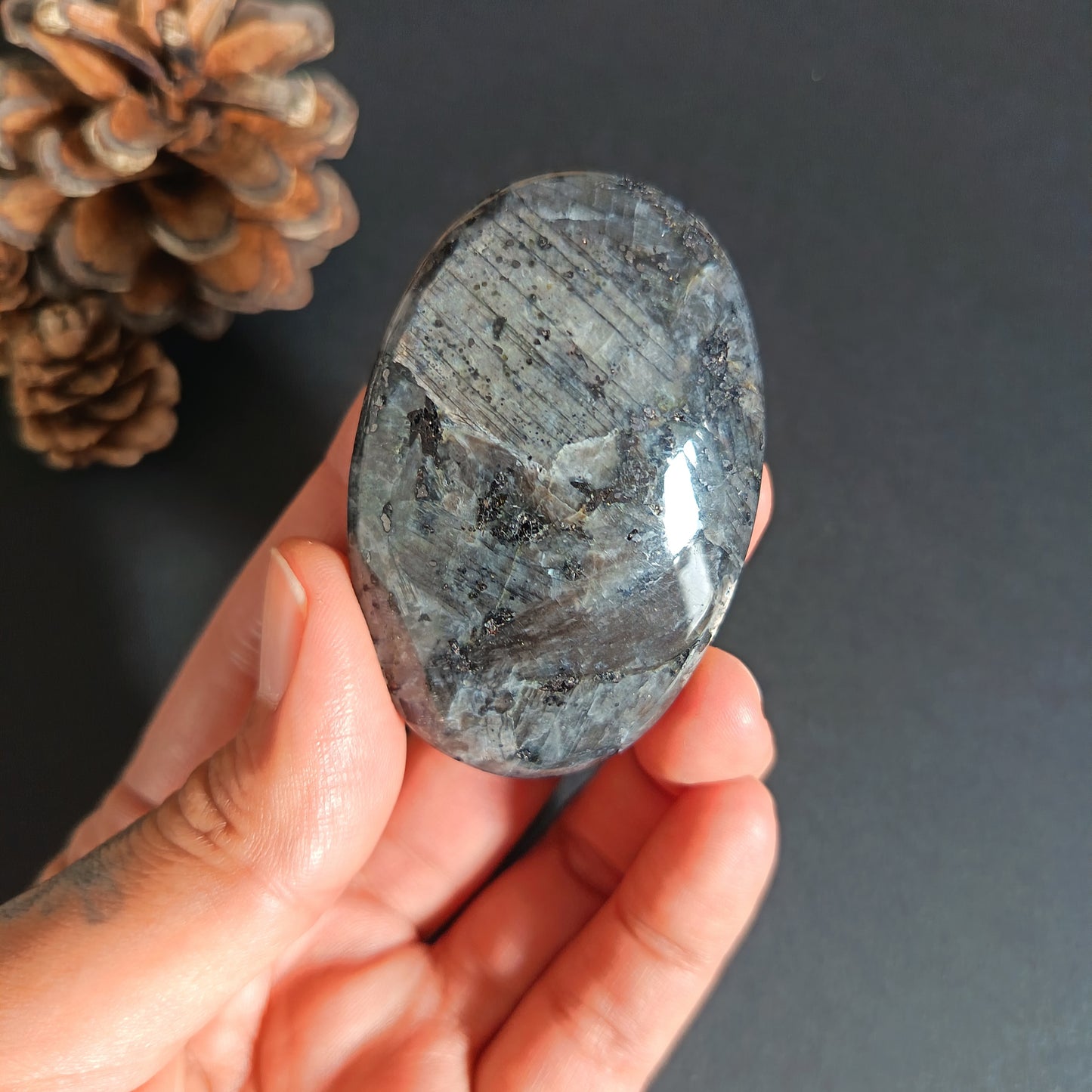 Lavikite, Palm Stone, Oval shape, 60x40x16 mm, 57.6g [PALM-S07]