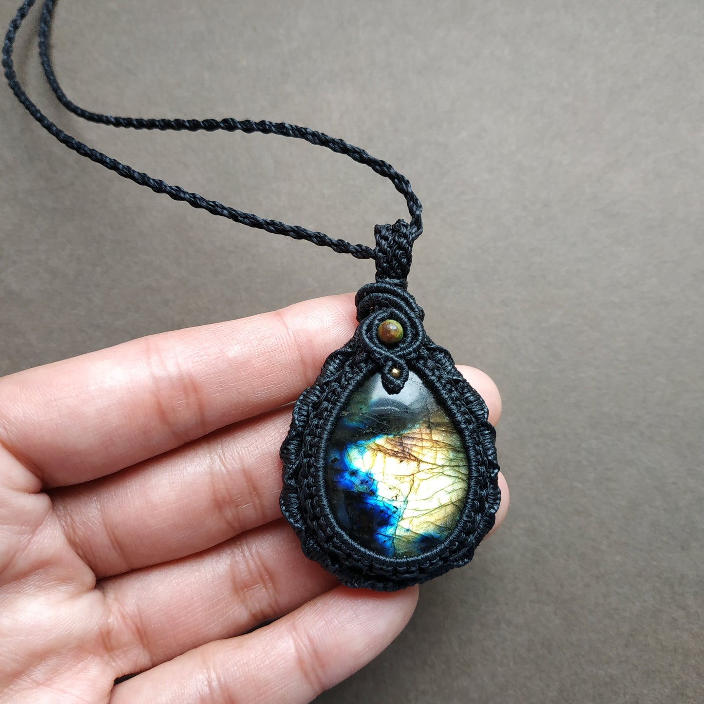 Labradorite Macrame Necklace - SOLD