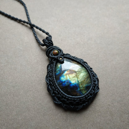 Labradorite Macrame Necklace - SOLD