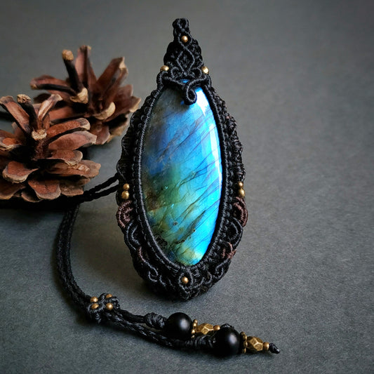 Labradorite Macrame Necklace - SOLD