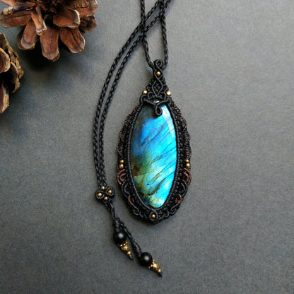 Labradorite Macrame Necklace - SOLD