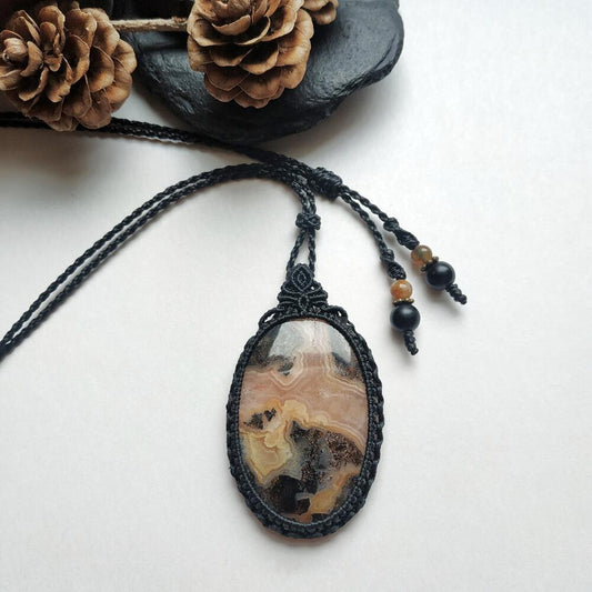 Agate Macrame Necklace  | Pendant size approx 5.4 cm - SOLD