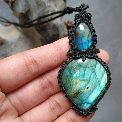 Labradorite Macrame Necklace - Freehand Design  - SOLD