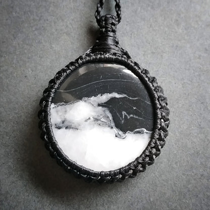 White Buffalo Macrame Necklace | Pendant size approx 4.1 cm