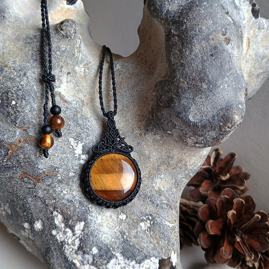 Yellow Tiger's Eye Macrame Necklace | Pendant size approx 4.3 cm