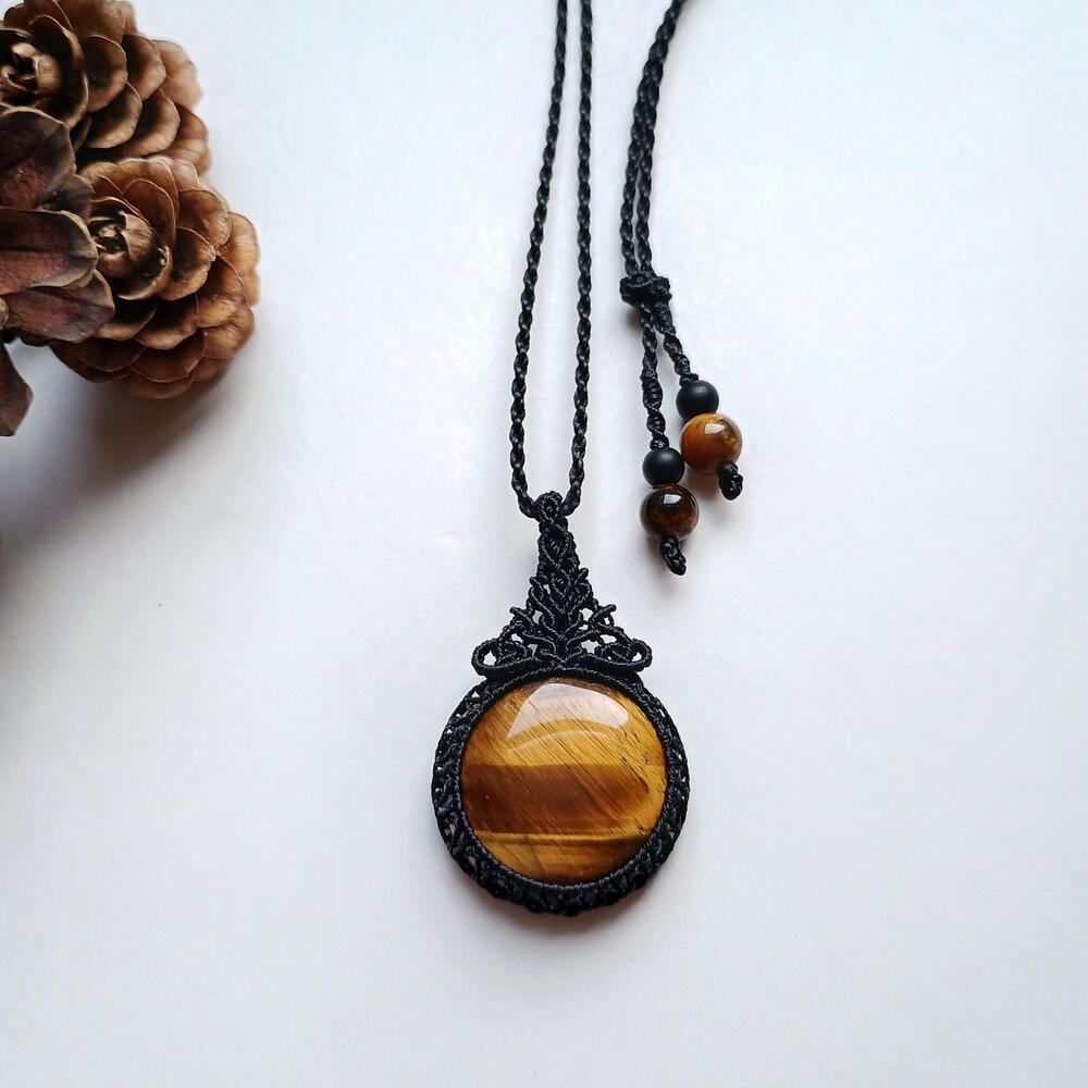 Yellow Tiger's Eye Macrame Necklace | Pendant size approx 4.3 cm
