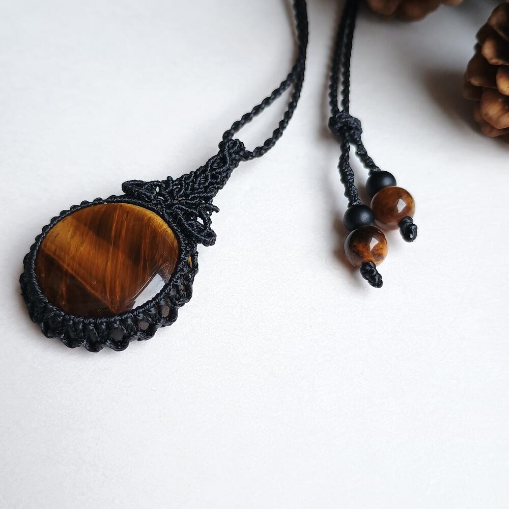 Yellow Tiger's Eye Macrame Necklace | Pendant size approx 4.3 cm